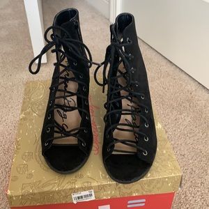 American rag heel black suede